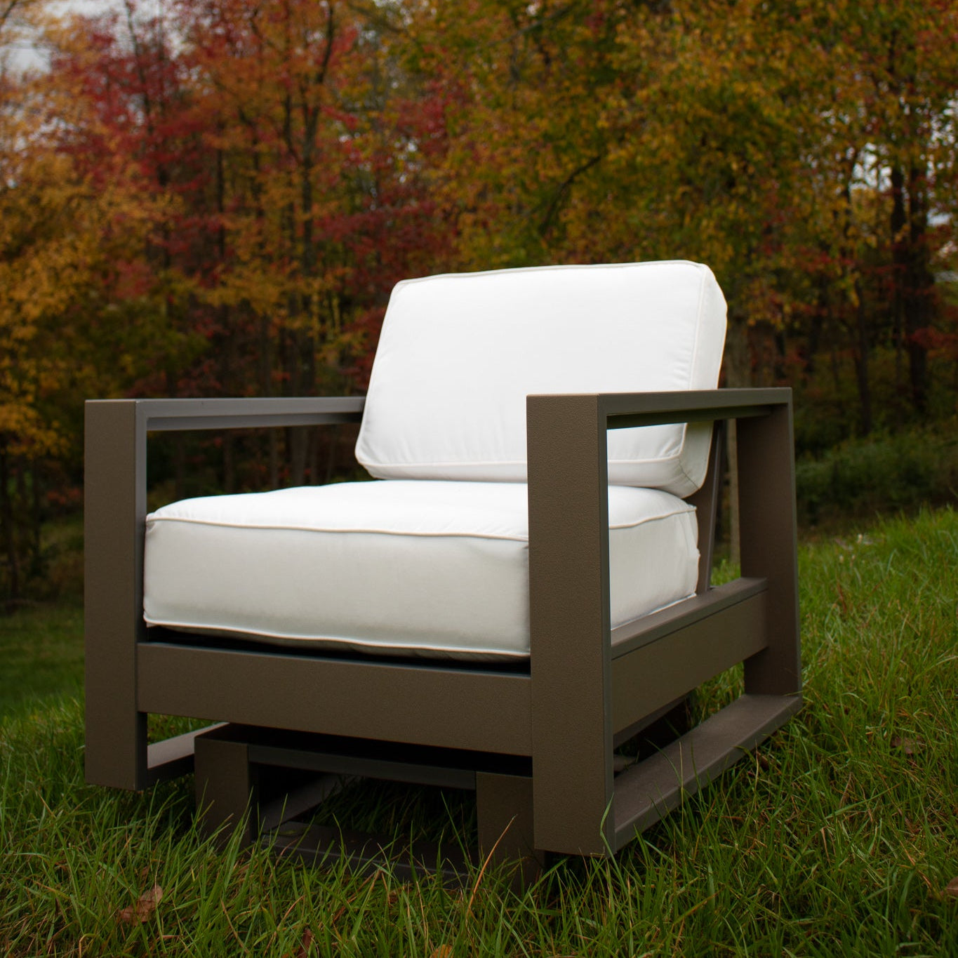 Nordic Rocker with Cushions (MGP)